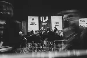 angeregte Diskussionsrunde im Seestudio des Festspielhauses Bregenz © Büro Magma, Magdalena Türtscher